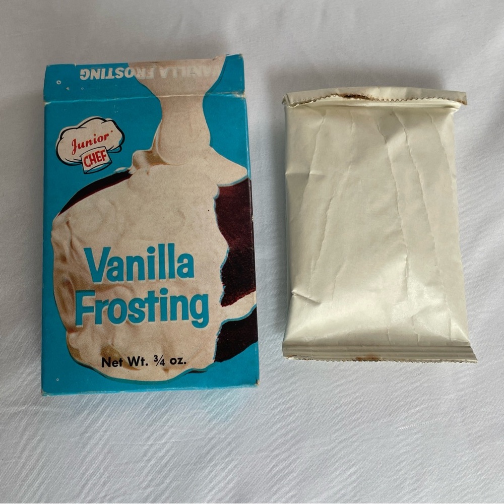 Vintage Junior Chef Vanilla Frosting Mix 3/4oz 1970s Retro Collectible Rare Find